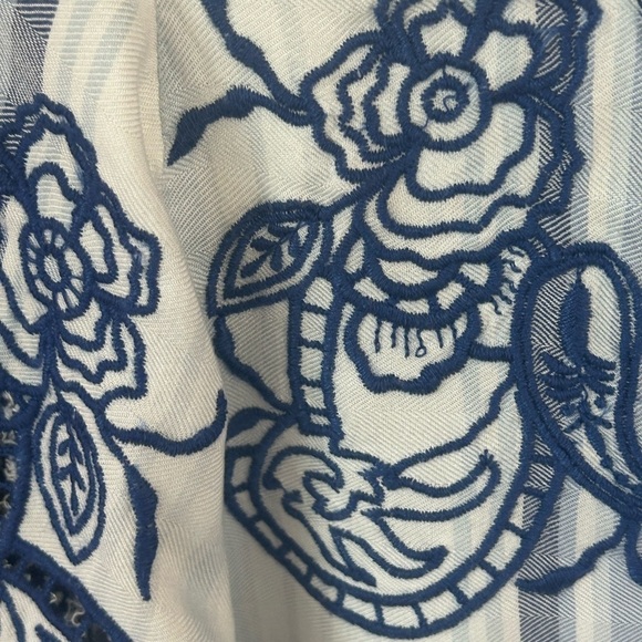 Chicos bohemian blue & white stripped embroidered peasant top bell sleeves 4/6 - Picture 7 of 11